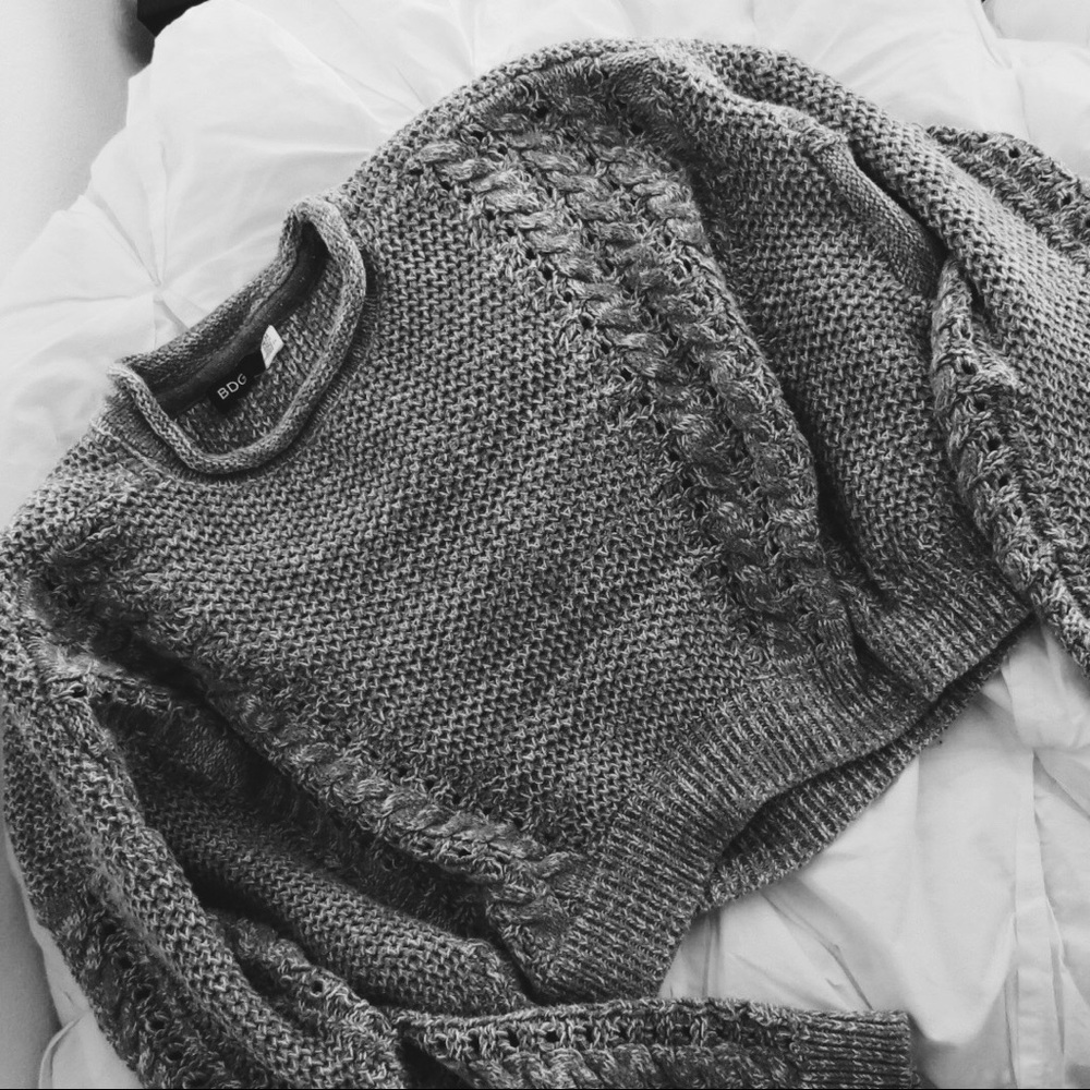 BDG grey cropped sweater